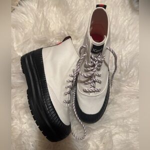 Keds Women's Black and White Platform Sneakers NEW WITHOUT BOX
